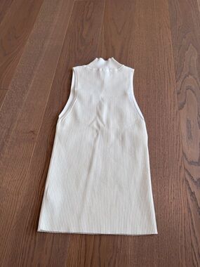 Aritzia knit halter top